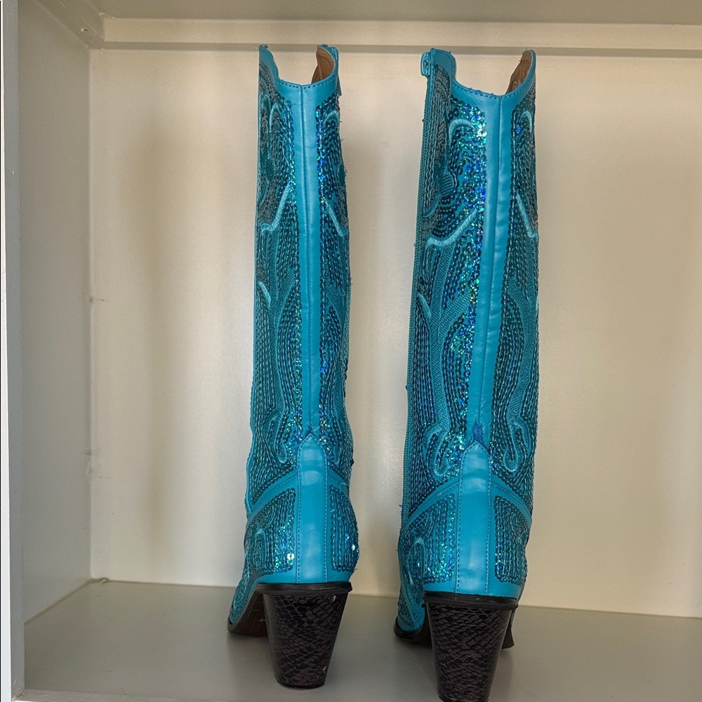 Elegant Turquoise Heeled Boots - Picture 2 of 8